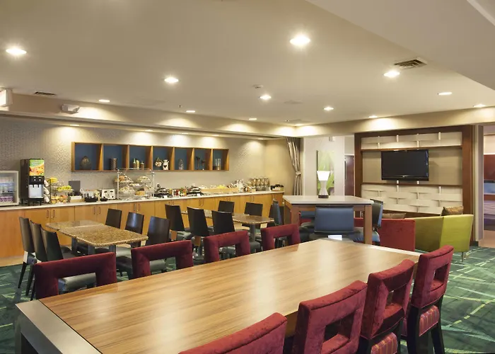 Springhill Phoenix Airport 3*