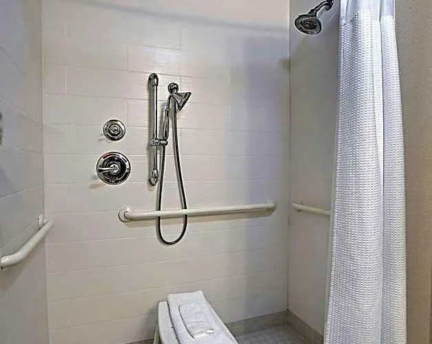 Springhill Phoenix Airport Hotel 3*